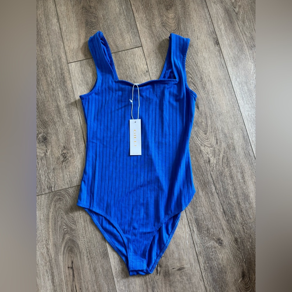 GILLI’S Brilliant Blue Square Neck Ribbed Bodysuit - NT2075
